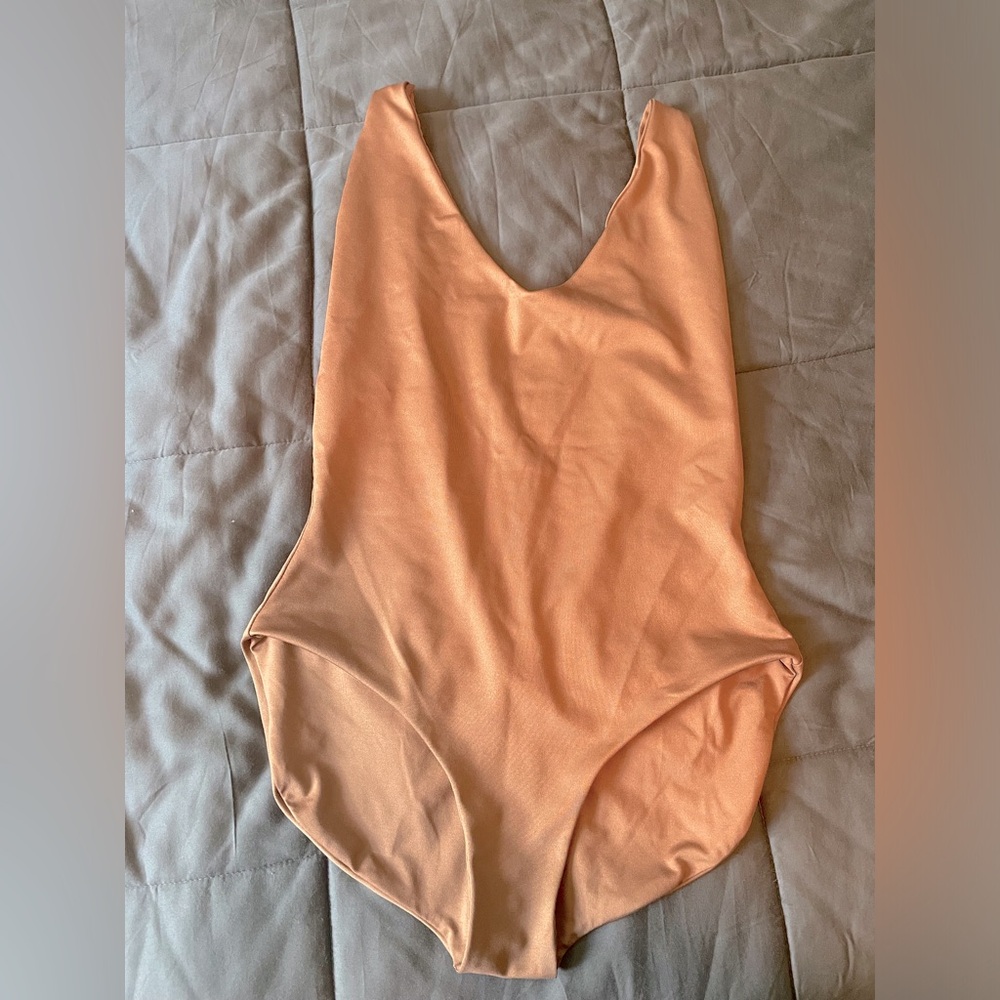 Londre Classic Minimalist Swimsuit in Espresso Brown